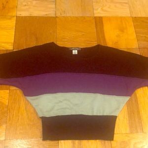 Black/purple/gray top